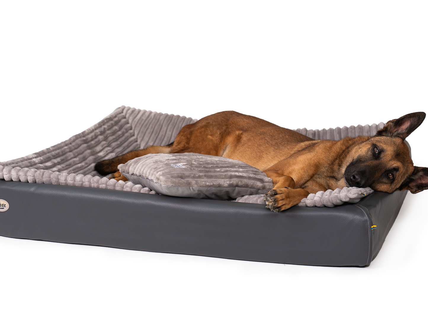 Hundebett | All-In Relax Bundle | KUDDE Hundebett + Einlage & Kissen
