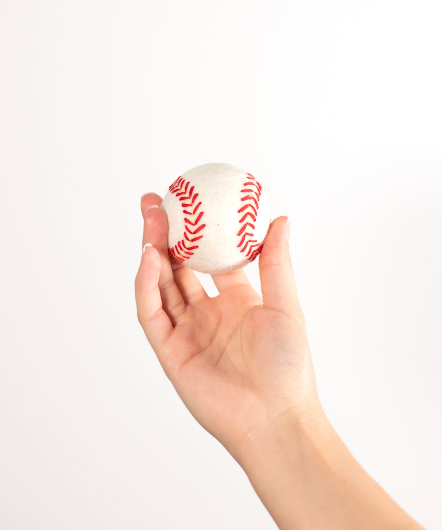 Hundespielzeug aus Schafwolle "Baseball"